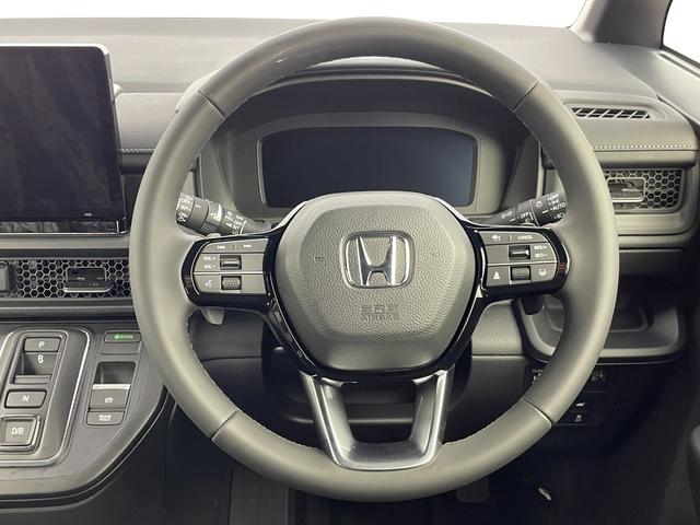ステップワゴン ｅ：ＨＥＶスパーダ　禁煙車　登録済未使用車　両側パワースライドドア　ホンダコネクトナビ　アップルカープレイ　フルセグ　バックカメラ　ビルトインＥＴＣ　ハーフレザーシート　アダクティブクルーズコントロール　シートヒーター（14枚目）