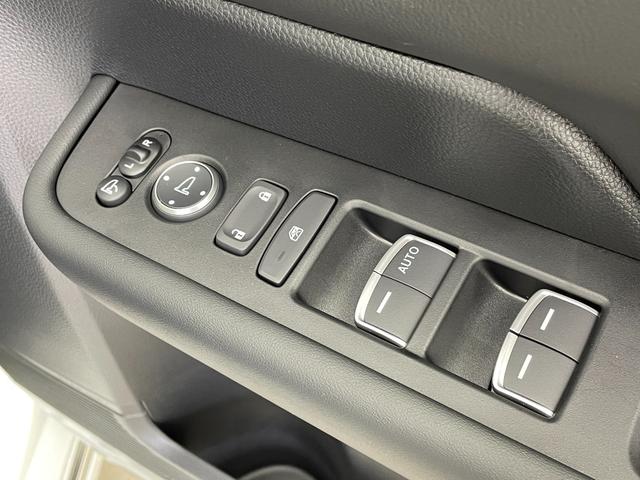 ステップワゴン ｅ：ＨＥＶスパーダ　禁煙車　登録済未使用車　両側パワースライドドア　ホンダコネクトナビ　アップルカープレイ　フルセグ　バックカメラ　ビルトインＥＴＣ　ハーフレザーシート　アダクティブクルーズコントロール　シートヒーター（23枚目）