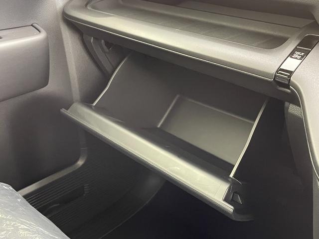 ステップワゴン ｅ：ＨＥＶスパーダ　禁煙車　登録済未使用車　両側パワースライドドア　ホンダコネクトナビ　アップルカープレイ　フルセグ　バックカメラ　ビルトインＥＴＣ　ハーフレザーシート　アダクティブクルーズコントロール　シートヒーター（30枚目）