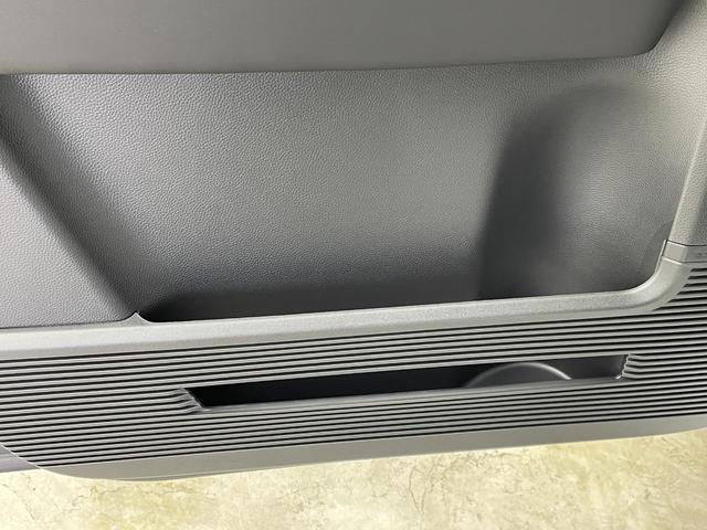 ステップワゴン ｅ：ＨＥＶスパーダ　禁煙車　登録済未使用車　両側パワースライドドア　ホンダコネクトナビ　アップルカープレイ　フルセグ　バックカメラ　ビルトインＥＴＣ　ハーフレザーシート　アダクティブクルーズコントロール　シートヒーター（33枚目）