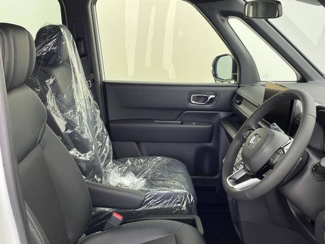 ステップワゴン ｅ：ＨＥＶスパーダ　禁煙車　登録済未使用車　両側パワースライドドア　ホンダコネクトナビ　アップルカープレイ　フルセグ　バックカメラ　ビルトインＥＴＣ　ハーフレザーシート　アダクティブクルーズコントロール　シートヒーター（39枚目）