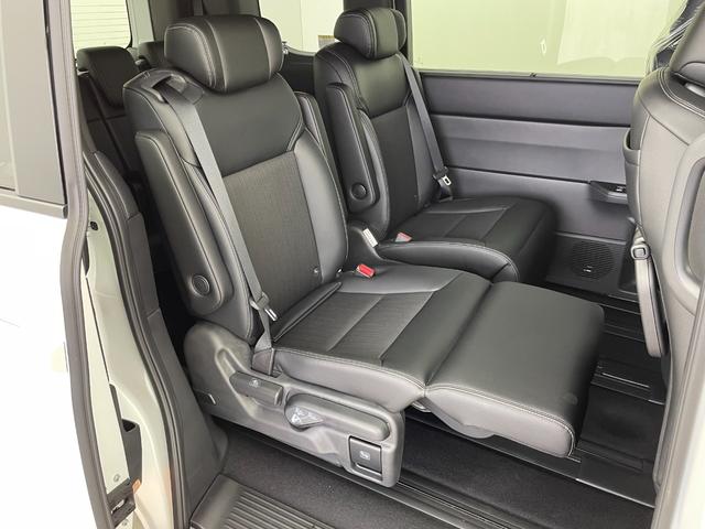 ステップワゴン ｅ：ＨＥＶスパーダ　禁煙車　登録済未使用車　両側パワースライドドア　ホンダコネクトナビ　アップルカープレイ　フルセグ　バックカメラ　ビルトインＥＴＣ　ハーフレザーシート　アダクティブクルーズコントロール　シートヒーター（43枚目）