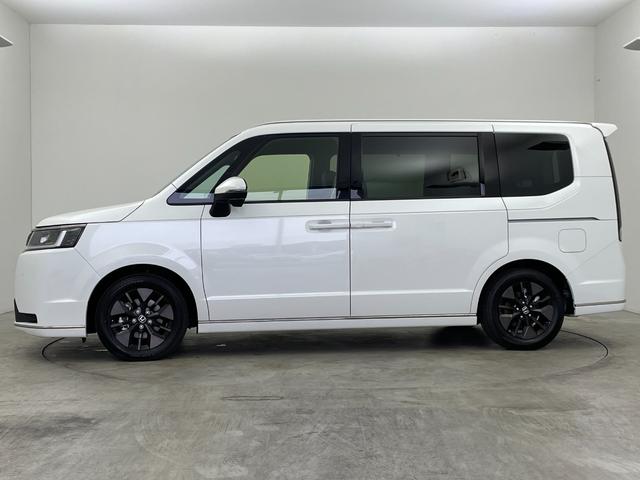 ステップワゴン ｅ：ＨＥＶスパーダ　禁煙車　登録済未使用車　両側パワースライドドア　ホンダコネクトナビ　アップルカープレイ　フルセグ　バックカメラ　ビルトインＥＴＣ　ハーフレザーシート　アダクティブクルーズコントロール　シートヒーター（65枚目）
