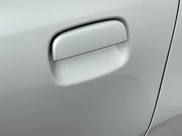 アルト L リアコーナーセンサー アイドリングストップ 横滑り防止 車線逸脱警報 電動格納ミラー 純正フロアマット 社外CDデッキ Bluetooth USB 保証書 取説 スペアキーx1 ヘッドライトレベライザ(54枚目)
