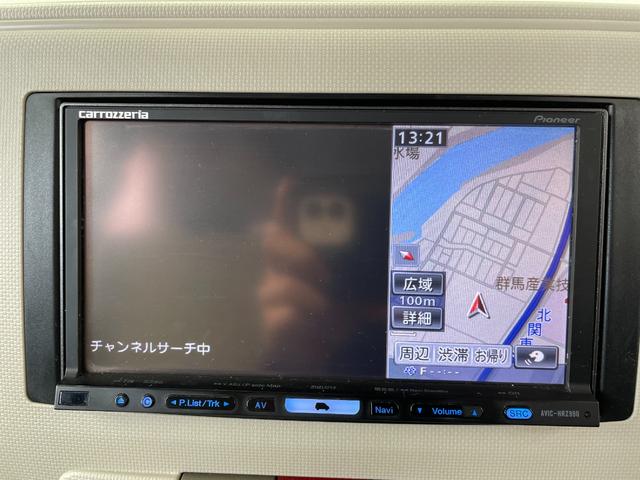 ミラココア ココアプラスＧ　社外７インチナビ　バックカメラ　ヘッドライトレベライザー　ベンチシート　ルーフレール　電動格納ミラー　純正フロアマット　盗難防止装置　スマートキー　オートエアコン　パワーウィンドウ　禁煙車（3枚目）