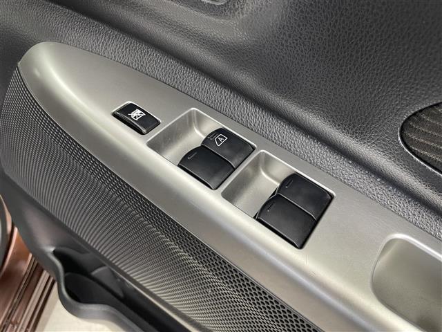 デイズルークス ハイウェイスター　Ｘ　Ｇパッケージ　純正７インチナビ　アラウンドビューモニター　両側パワースライドドア　ＨＩＤオートライト　ベンチシート　純正１５インチＡＷ　ステアリングリモコン　アイドリングストップ　スマートキー　オートエアコン　禁煙（20枚目）