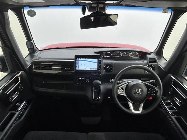 N-BOXカスタム G・Lホンダセンシング 純正ナビ バックカメラ 両側パワースライドドア 衝突軽減 レーンアシスト 横滑り防止 アダプティブクルーズコントロール シートヒーター ステアリングスイッチ スマートキー プッシュスタート 禁煙車(2枚目)