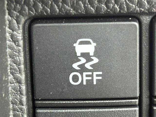 N-BOXカスタム G・Lホンダセンシング 純正ナビ バックカメラ 両側パワースライドドア 衝突軽減 レーンアシスト 横滑り防止 アダプティブクルーズコントロール シートヒーター ステアリングスイッチ スマートキー プッシュスタート 禁煙車(8枚目)