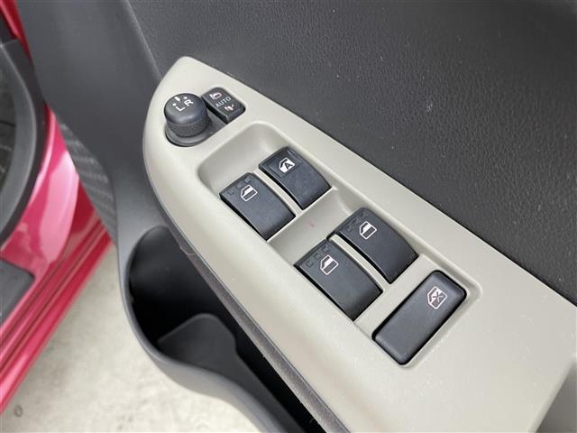 パッソ モーダ Gパッケージ 衝突軽減ブレーキ 純正7インチナビ バックカメラ LEDライト ステアリングリモコン アイドリングストップ ETC 前後ドライブレコーダー オートエアコン オートライト 横滑り防止 スマートキー 禁煙(28枚目)