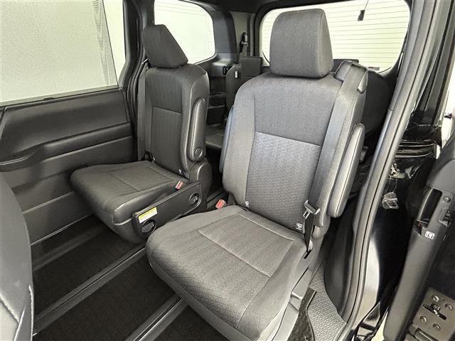 ヴォクシー ハイブリッドS-G フリップダウンモニター 純正10.5ディスプレイオーディオ バックカメラ 片側パワースライドドア LED 純正16インチAW ステアリングリモコン ドライブレコーダー スマートキー ETC 禁煙車(26枚目)