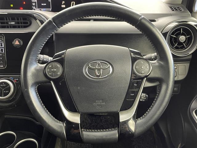 アクア G セーフティセンス ALPINE7インチナビ バックカメラ クルーズコントロール LED オートマチックハイビーム ワイパーデアイサー 横滑り防止装置 スマートキー スペアキー オートエアコン 禁煙車(22枚目)