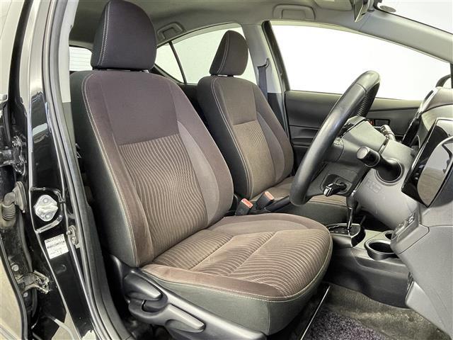 アクア G セーフティセンス ALPINE7インチナビ バックカメラ クルーズコントロール LED オートマチックハイビーム ワイパーデアイサー 横滑り防止装置 スマートキー スペアキー オートエアコン 禁煙車(37枚目)