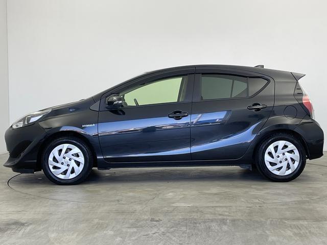 アクア G セーフティセンス ALPINE7インチナビ バックカメラ クルーズコントロール LED オートマチックハイビーム ワイパーデアイサー 横滑り防止装置 スマートキー スペアキー オートエアコン 禁煙車(50枚目)