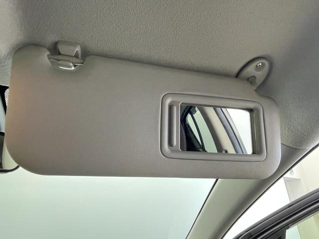 アクア G セーフティセンス ALPINE7インチナビ バックカメラ クルーズコントロール LED オートマチックハイビーム ワイパーデアイサー 横滑り防止装置 スマートキー スペアキー オートエアコン 禁煙車(54枚目)