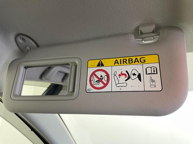 アクア G セーフティセンス ALPINE7インチナビ バックカメラ クルーズコントロール LED オートマチックハイビーム ワイパーデアイサー 横滑り防止装置 スマートキー スペアキー オートエアコン 禁煙車(57枚目)