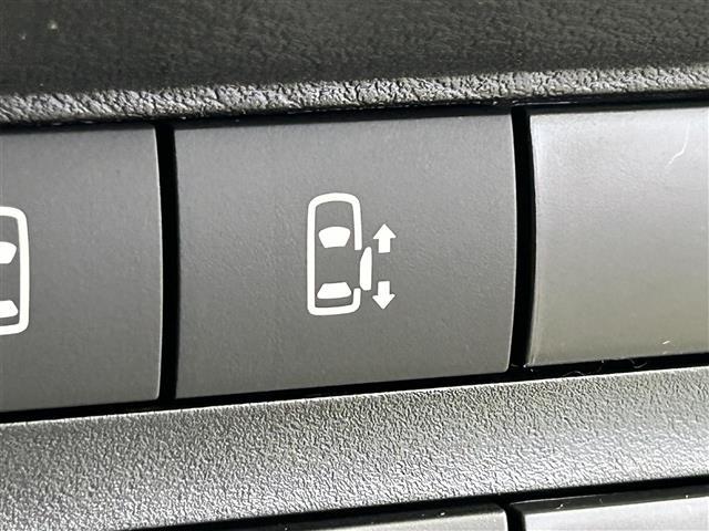 デリカミニ Ｔ　プレミアム　届出済未使用車　純正９インチディスプレイオーディオ　アラウンドビューモニター　マイパイロット　両側パワースライドドア　ＬＥＤ　ＡＨＢ　シートヒーター　純正１５インチＡＷ　ステアリングリモコン（7枚目）