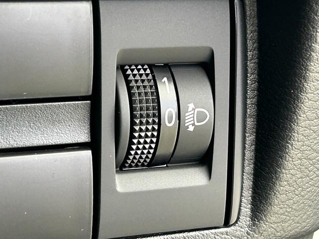 デリカミニ Ｔ　プレミアム　届出済未使用車　純正９インチディスプレイオーディオ　アラウンドビューモニター　マイパイロット　両側パワースライドドア　ＬＥＤ　ＡＨＢ　シートヒーター　純正１５インチＡＷ　ステアリングリモコン（41枚目）