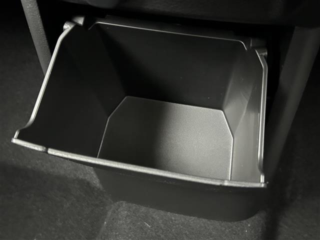 デリカミニ Ｔ　プレミアム　届出済未使用車　純正９インチディスプレイオーディオ　アラウンドビューモニター　マイパイロット　両側パワースライドドア　ＬＥＤ　ＡＨＢ　シートヒーター　純正１５インチＡＷ　ステアリングリモコン（43枚目）