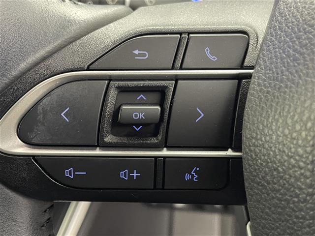 ヴォクシー ハイブリッドS-Z 快適利便パッケージ 純正12.1インチ後席モニター 純正10.5インチメモリナビ 両側パワースライドドア 純正ドラレコ型デジタルインナーミラー トヨタセーフティーセンス バックカメラ ETC 禁煙車(6枚目)