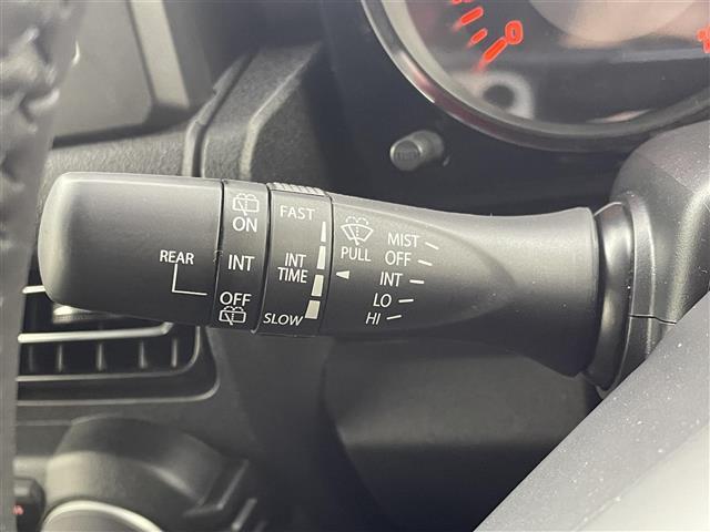 ジムニーノマド FC オーディオレス レーダークルーズコントロール LEDライト ハイビームアシスト シートヒーター 純正15インチAW 背面タイヤ ステアリングリモコン ダウンヒルアシスト スペアキー スマートキー 禁煙(14枚目)