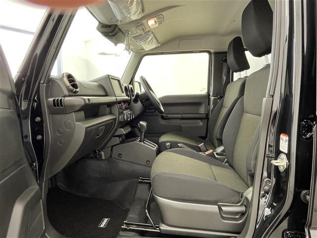 ジムニーノマド FC オーディオレス レーダークルーズコントロール LEDライト ハイビームアシスト シートヒーター 純正15インチAW 背面タイヤ ステアリングリモコン ダウンヒルアシスト スペアキー スマートキー 禁煙(23枚目)