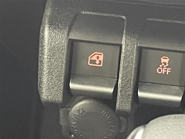 ジムニーノマド FC オーディオレス レーダークルーズコントロール LEDライト ハイビームアシスト シートヒーター 純正15インチAW 背面タイヤ ステアリングリモコン ダウンヒルアシスト スペアキー スマートキー 禁煙(33枚目)