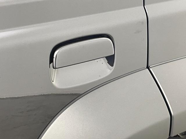 ジムニーノマド FC オーディオレス レーダークルーズコントロール LEDライト ハイビームアシスト シートヒーター 純正15インチAW 背面タイヤ ステアリングリモコン ダウンヒルアシスト スペアキー スマートキー 禁煙(60枚目)