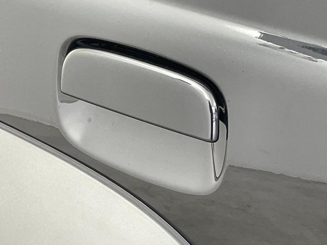 ジムニーノマド FC オーディオレス レーダークルーズコントロール LEDライト ハイビームアシスト シートヒーター 純正15インチAW 背面タイヤ ステアリングリモコン ダウンヒルアシスト スペアキー スマートキー 禁煙(61枚目)