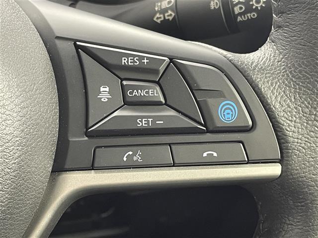 デイズ ハイウェイスター X プロパイロットエディション 禁煙車 純正9インチナビ Bluetooth プロパイロット 全方位カメラ ETC 横滑り防止 エマージェンシーブレーキ 純正アルミホイール スマートキー プッシュスタート 360°ドライブレコーダー(6枚目)
