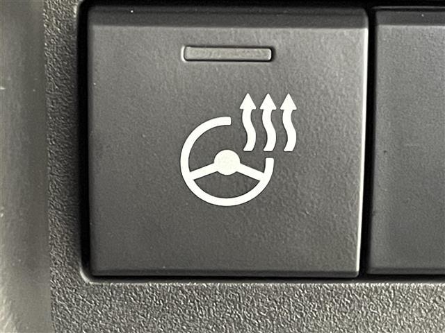 スペーシアカスタム ハイブリッドXS 届出済未使用車 スズキコネクトナビ 全方位モニター 両側パワースライドドア レーダークルーズコントロール 後席サーキュレーター ハイビームアシスト シートヒーター 純正15インチAW スマートキー(8枚目)