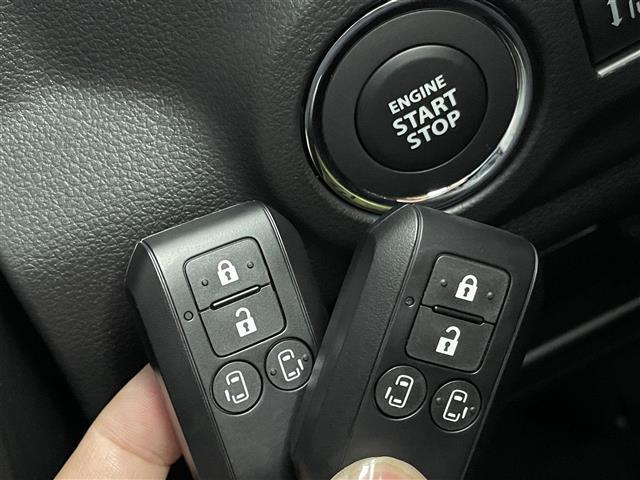 スペーシアカスタム ハイブリッドXS 届出済未使用車 スズキコネクトナビ 全方位モニター 両側パワースライドドア レーダークルーズコントロール 後席サーキュレーター ハイビームアシスト シートヒーター 純正15インチAW スマートキー(10枚目)