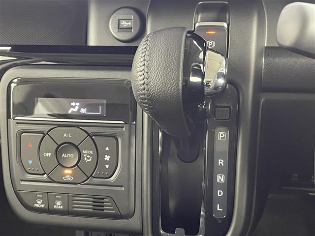 スペーシアカスタム ハイブリッドXS 届出済未使用車 スズキコネクトナビ 全方位モニター 両側パワースライドドア レーダークルーズコントロール 後席サーキュレーター ハイビームアシスト シートヒーター 純正15インチAW スマートキー(14枚目)