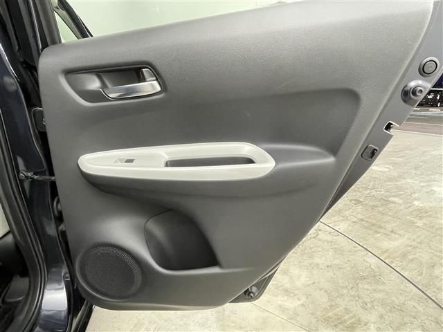 フィット e:HEVホーム 禁煙車 純正ナビ フルセグ バックカメラ ホンダセンシング 追従クルーズコントロール レーンキープアシスト オートライト 前後ドライブレコーダー ETC 横滑り防止装置 フロントガラス熱線スイッチ(39枚目)