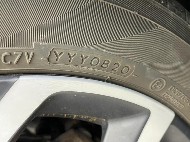 フィット e:HEVホーム 禁煙車 純正ナビ フルセグ バックカメラ ホンダセンシング 追従クルーズコントロール レーンキープアシスト オートライト 前後ドライブレコーダー ETC 横滑り防止装置 フロントガラス熱線スイッチ(63枚目)