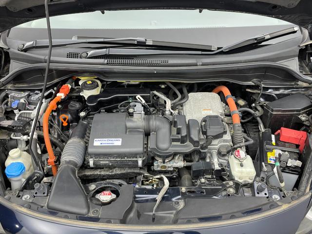 フィット e:HEVホーム 禁煙車 純正ナビ フルセグ バックカメラ ホンダセンシング 追従クルーズコントロール レーンキープアシスト オートライト 前後ドライブレコーダー ETC 横滑り防止装置 フロントガラス熱線スイッチ(78枚目)