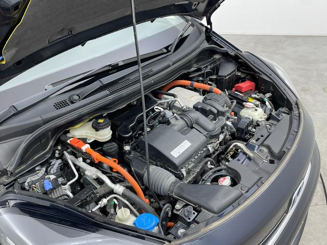 フィット e:HEVホーム 禁煙車 純正ナビ フルセグ バックカメラ ホンダセンシング 追従クルーズコントロール レーンキープアシスト オートライト 前後ドライブレコーダー ETC 横滑り防止装置 フロントガラス熱線スイッチ(80枚目)