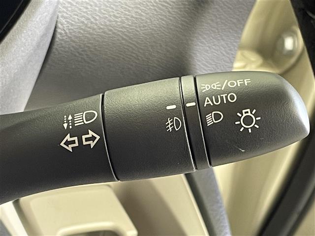 デリカミニ T プレミアム 届出済未使用車 純正10インチディスプレイオーディオ 全方位 アダプティブクルーズコントロール レーンアシスト 衝突軽減 両側パワースライドドア オートマチックハイビーム 横滑り 障害物センサー 禁煙(13枚目)