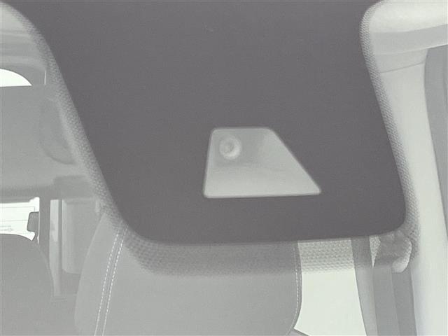 デリカミニ T プレミアム 届出済未使用車 純正10インチディスプレイオーディオ 全方位 アダプティブクルーズコントロール レーンアシスト 衝突軽減 両側パワースライドドア オートマチックハイビーム 横滑り 障害物センサー 禁煙(22枚目)