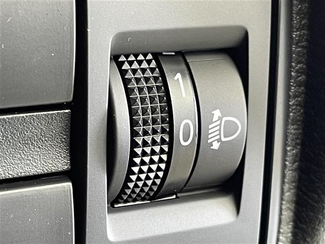 デリカミニ T プレミアム 届出済未使用車 純正10インチディスプレイオーディオ 全方位 アダプティブクルーズコントロール レーンアシスト 衝突軽減 両側パワースライドドア オートマチックハイビーム 横滑り 障害物センサー 禁煙(25枚目)