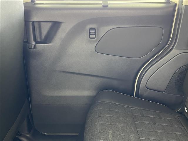 デリカミニ T プレミアム 届出済未使用車 純正10インチディスプレイオーディオ 全方位 アダプティブクルーズコントロール レーンアシスト 衝突軽減 両側パワースライドドア オートマチックハイビーム 横滑り 障害物センサー 禁煙(39枚目)