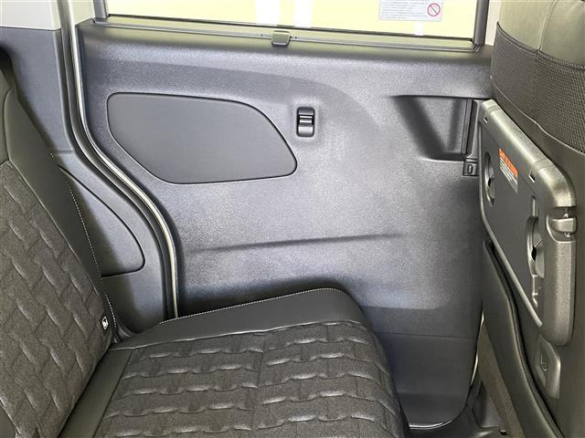 デリカミニ T プレミアム 届出済未使用車 純正10インチディスプレイオーディオ 全方位 アダプティブクルーズコントロール レーンアシスト 衝突軽減 両側パワースライドドア オートマチックハイビーム 横滑り 障害物センサー 禁煙(41枚目)