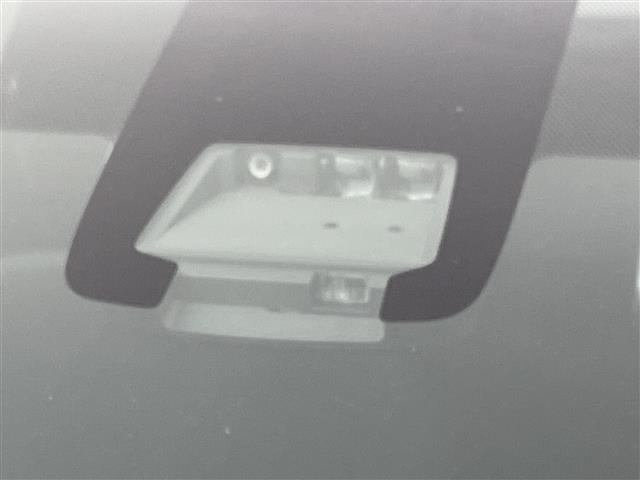 アクア Sスタイルブラック 純正7インチナビ バックカメラ 衝突軽減システム アイドリングストップ ETC オートマチックハイビーム ヘッドライトレベライザー ドライブレコーダー スマートキー プッシュスタート 禁煙車(6枚目)