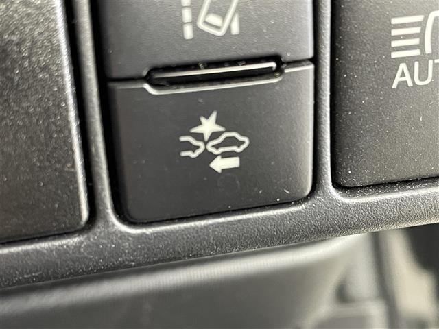 アクア Sスタイルブラック 純正7インチナビ バックカメラ 衝突軽減システム アイドリングストップ ETC オートマチックハイビーム ヘッドライトレベライザー ドライブレコーダー スマートキー プッシュスタート 禁煙車(7枚目)