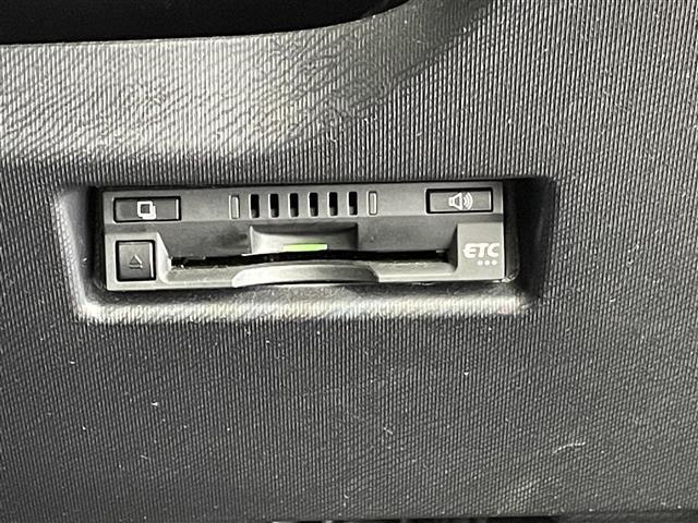 アクア Sスタイルブラック 純正7インチナビ バックカメラ 衝突軽減システム アイドリングストップ ETC オートマチックハイビーム ヘッドライトレベライザー ドライブレコーダー スマートキー プッシュスタート 禁煙車(14枚目)