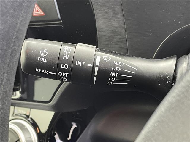 アクア Sスタイルブラック 純正7インチナビ バックカメラ 衝突軽減システム アイドリングストップ ETC オートマチックハイビーム ヘッドライトレベライザー ドライブレコーダー スマートキー プッシュスタート 禁煙車(16枚目)