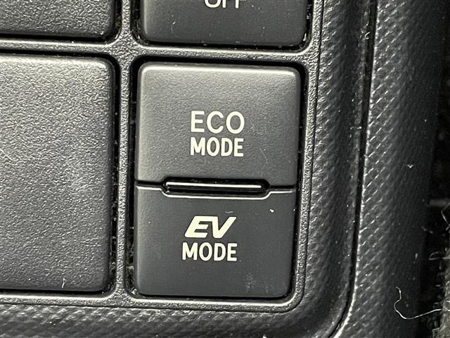 アクア Sスタイルブラック 純正7インチナビ バックカメラ 衝突軽減システム アイドリングストップ ETC オートマチックハイビーム ヘッドライトレベライザー ドライブレコーダー スマートキー プッシュスタート 禁煙車(18枚目)