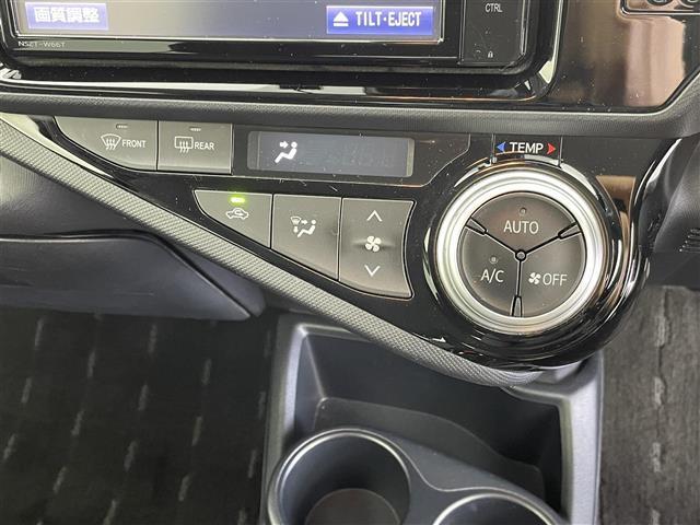 アクア Sスタイルブラック 純正7インチナビ バックカメラ 衝突軽減システム アイドリングストップ ETC オートマチックハイビーム ヘッドライトレベライザー ドライブレコーダー スマートキー プッシュスタート 禁煙車(21枚目)