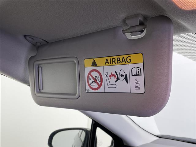 アクア Sスタイルブラック 純正7インチナビ バックカメラ 衝突軽減システム アイドリングストップ ETC オートマチックハイビーム ヘッドライトレベライザー ドライブレコーダー スマートキー プッシュスタート 禁煙車(24枚目)