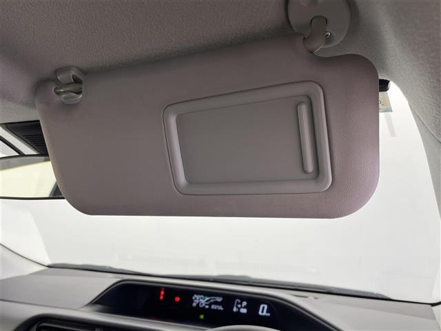 アクア Sスタイルブラック 純正7インチナビ バックカメラ 衝突軽減システム アイドリングストップ ETC オートマチックハイビーム ヘッドライトレベライザー ドライブレコーダー スマートキー プッシュスタート 禁煙車(25枚目)