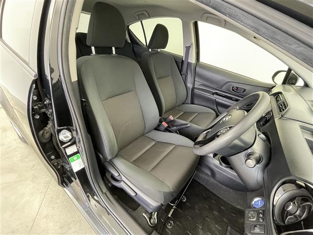 アクア Sスタイルブラック 純正7インチナビ バックカメラ 衝突軽減システム アイドリングストップ ETC オートマチックハイビーム ヘッドライトレベライザー ドライブレコーダー スマートキー プッシュスタート 禁煙車(34枚目)